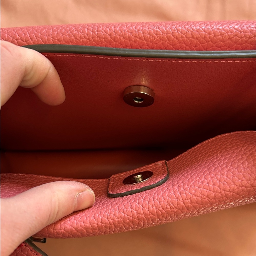 Steve Madden Pink Crossbody Bag - Picture 5 of 7